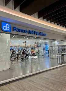 banco-pacifico-malleljardin-1-216x300