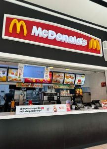 mcdonalds-malleljardin-1-216x300